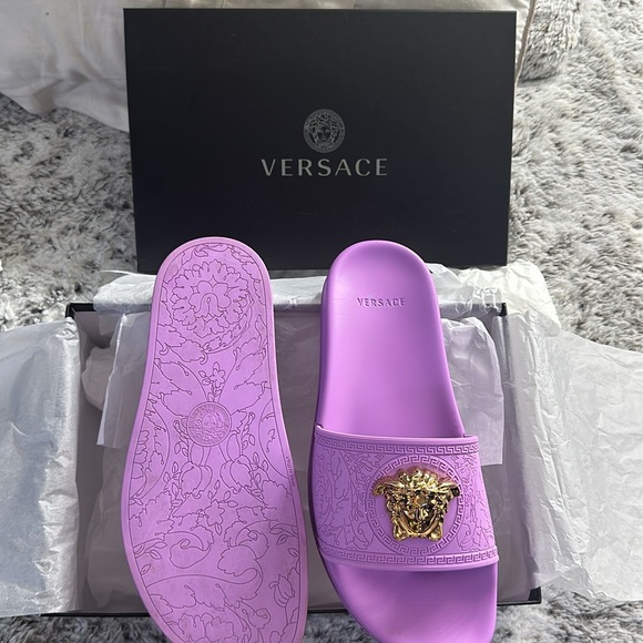 Versace Pool Slides - Picture 2 of 5